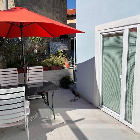 Blue Sky Apartment Koper Bagian luar foto