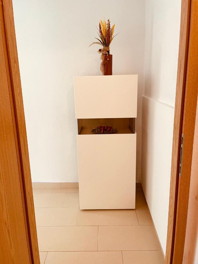 Blue Sky Apartment Koper Bagian luar foto
