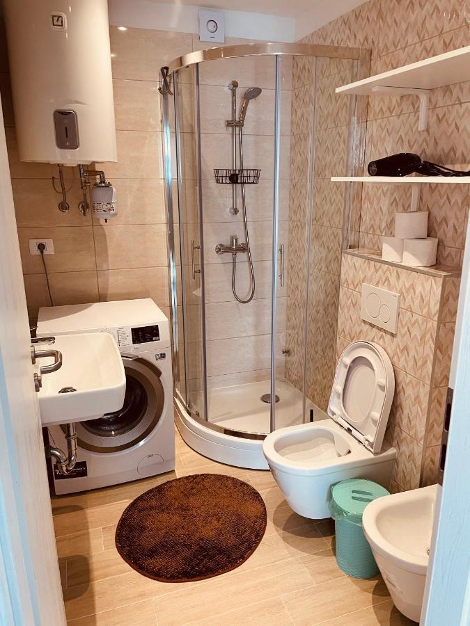 Blue Sky Apartment Koper Bagian luar foto